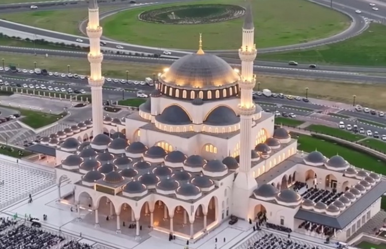 افطار صائم، مسجد الشارقة